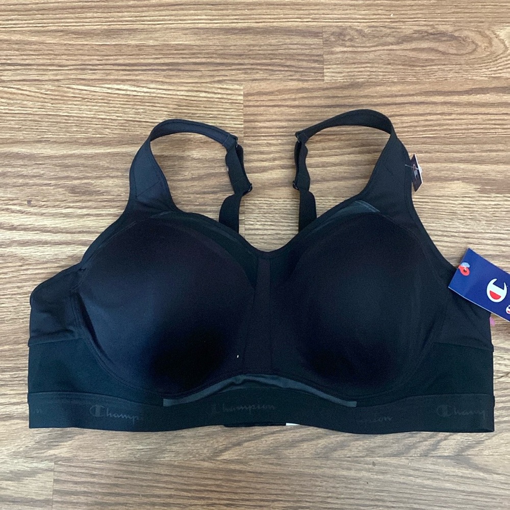 Champion sport bra black color support Sz. 42 D